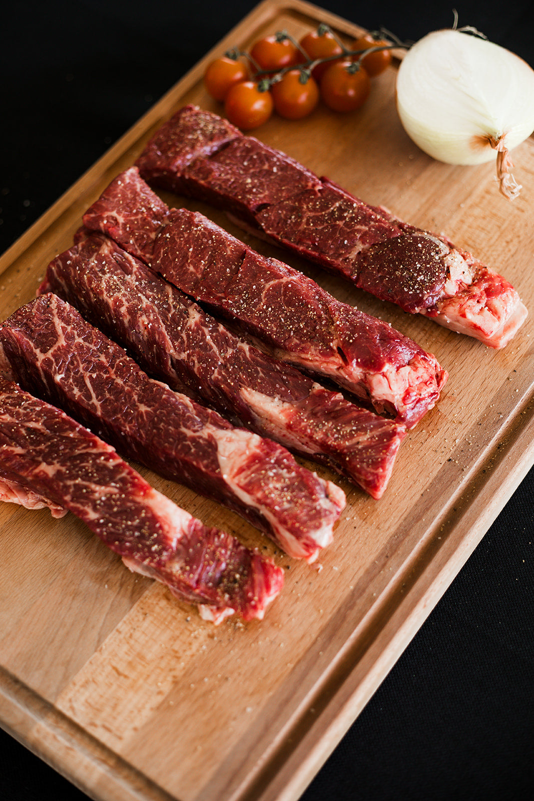 Boneless Short Ribs 1lb – Royal Family Farms